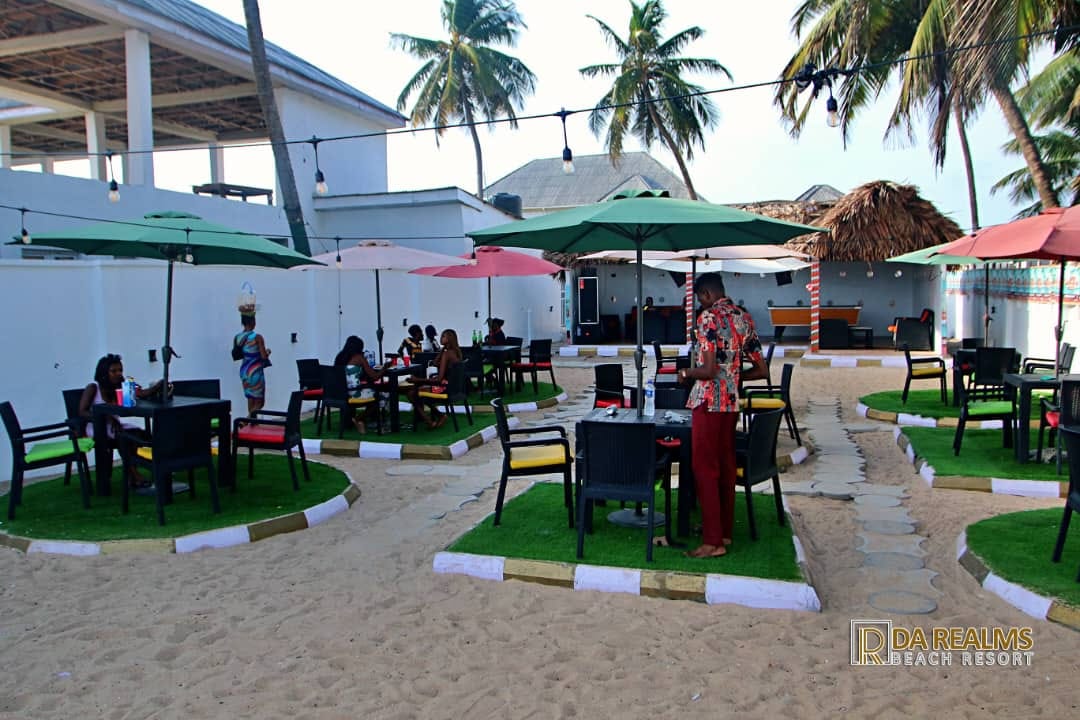 Ground sit-out with umbrellas